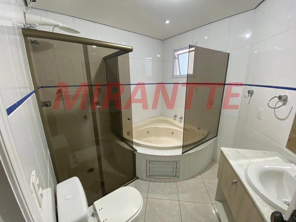 Sobrado de 384m² com 4 quartos em Jardim Bibi