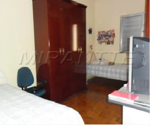 Comercial de 440m² em Casa Verde