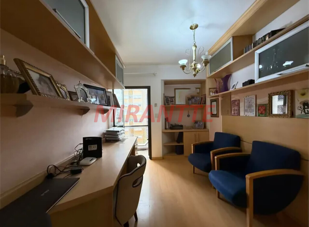 Apartamento de 204m² com 4 quartos em Santana