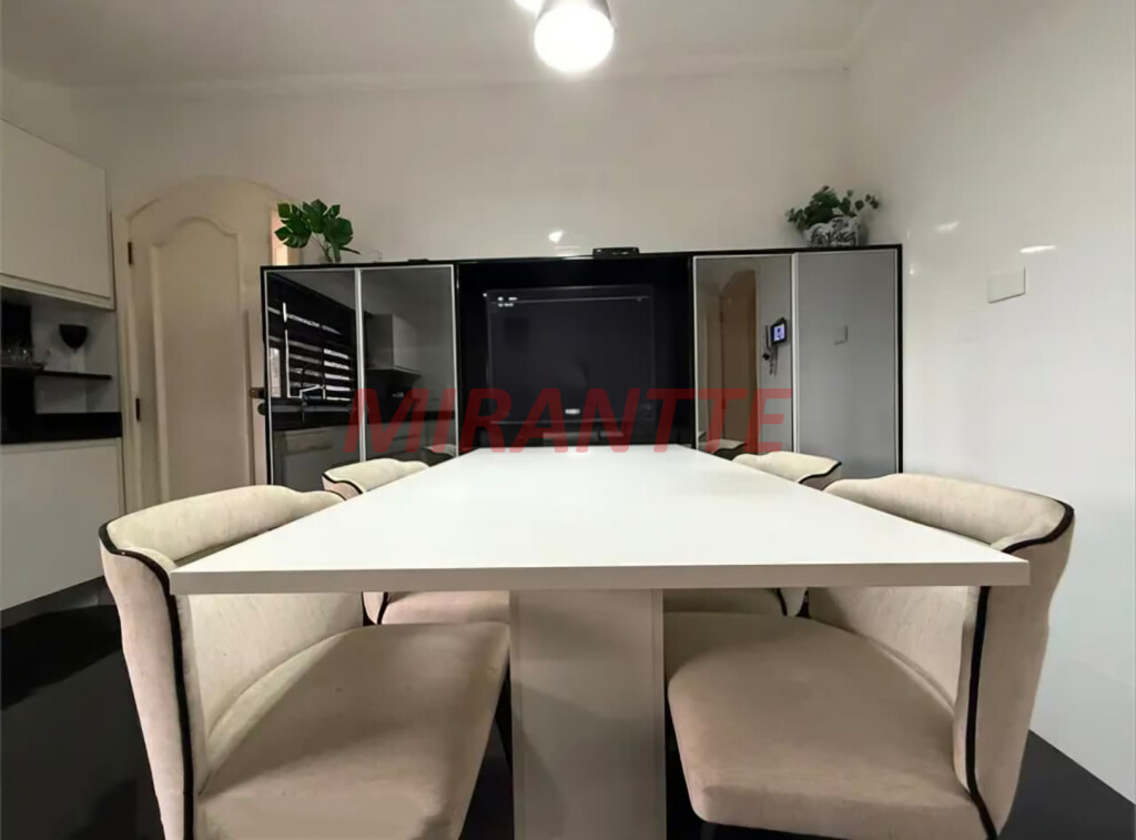 Apartamento de 204m² com 4 quartos em Santana