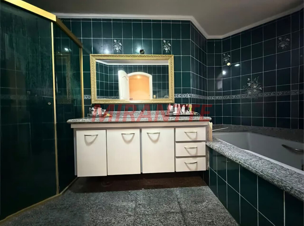 Apartamento de 204m² com 4 quartos em Santana