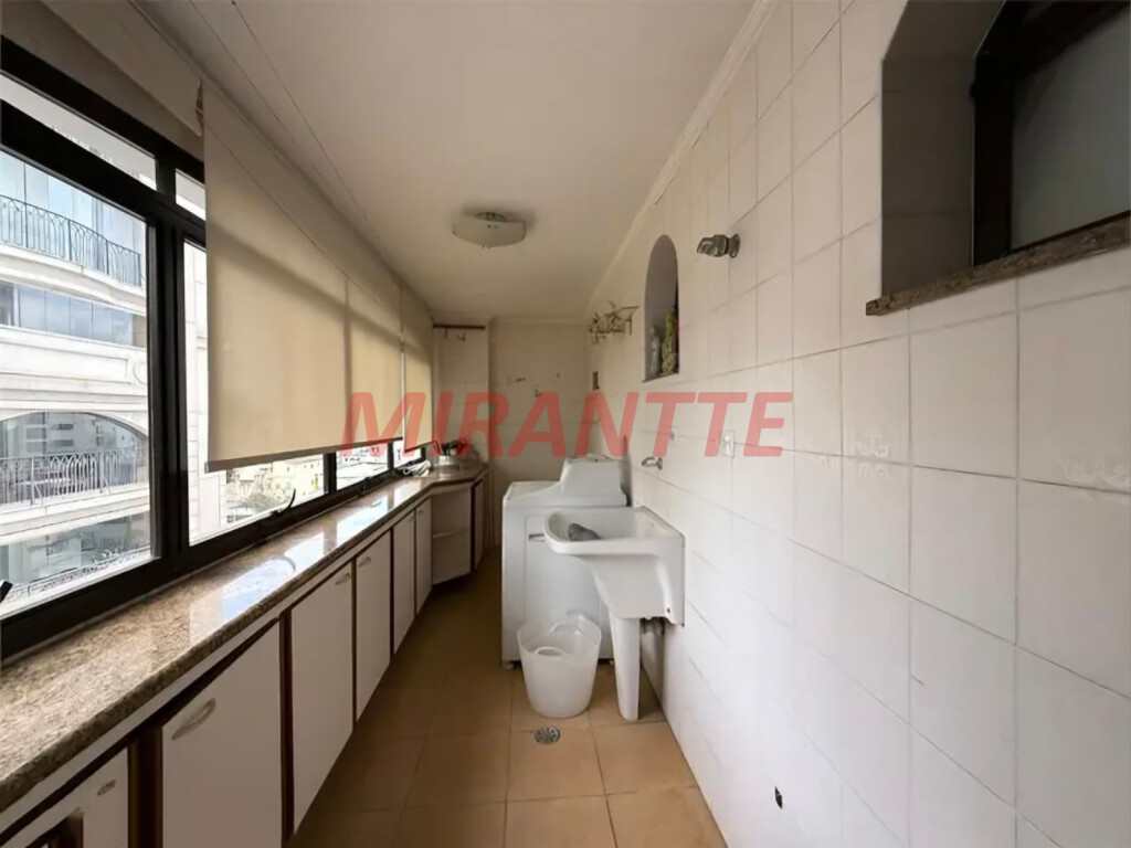 Apartamento de 204m² com 4 quartos em Santana
