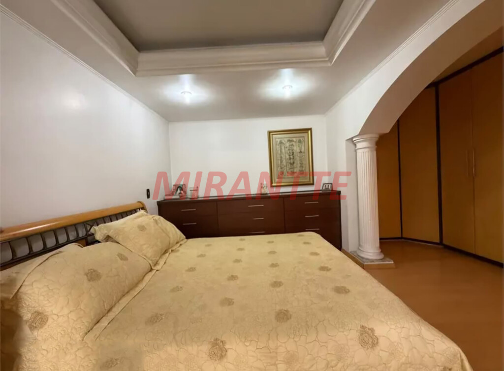 Apartamento de 204m² com 4 quartos em Santana