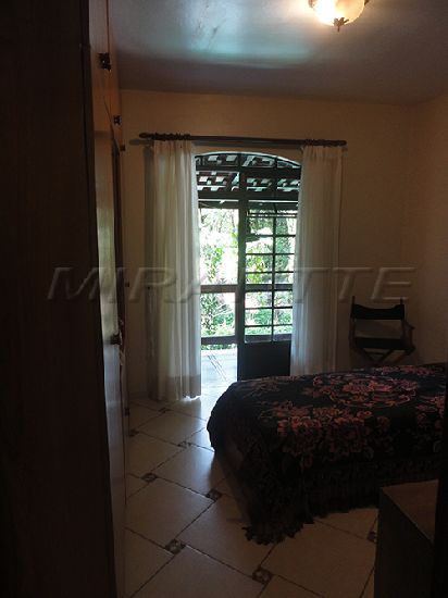 Casa terrea de 325m² com 3 quartos em Serra Da Cantareira