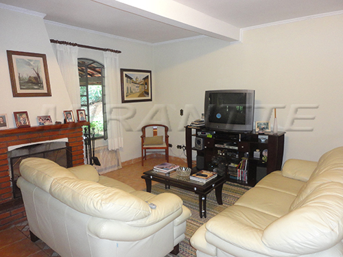 Casa terrea de 325m² com 3 quartos em Serra Da Cantareira