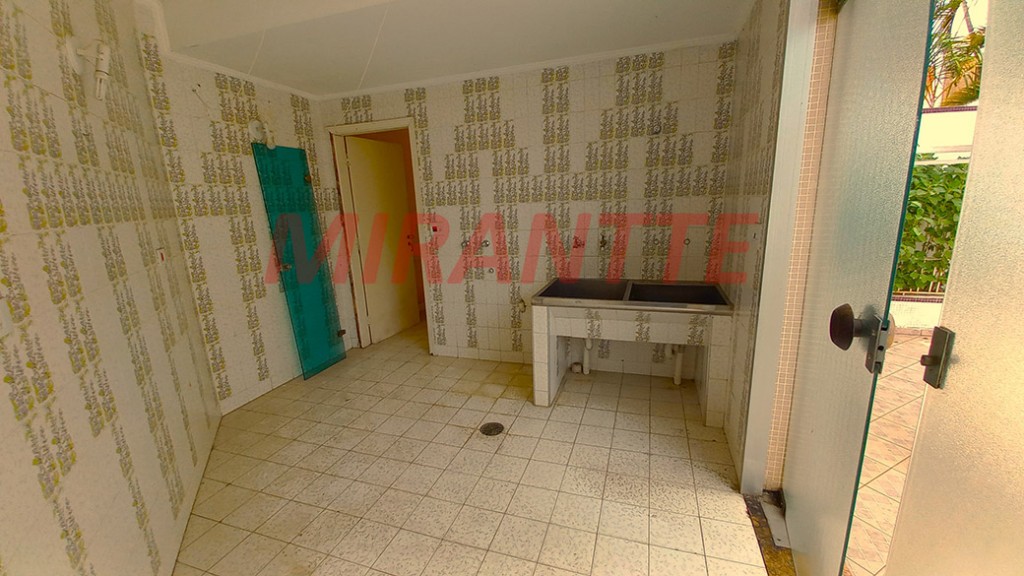 Sobrado de 377m² com 5 quartos em Palmas Do Tremembé