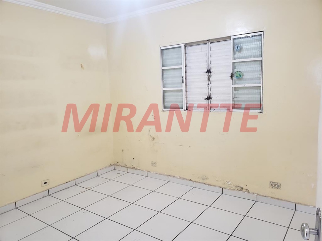 Comercial de 160m² em Jaçana
