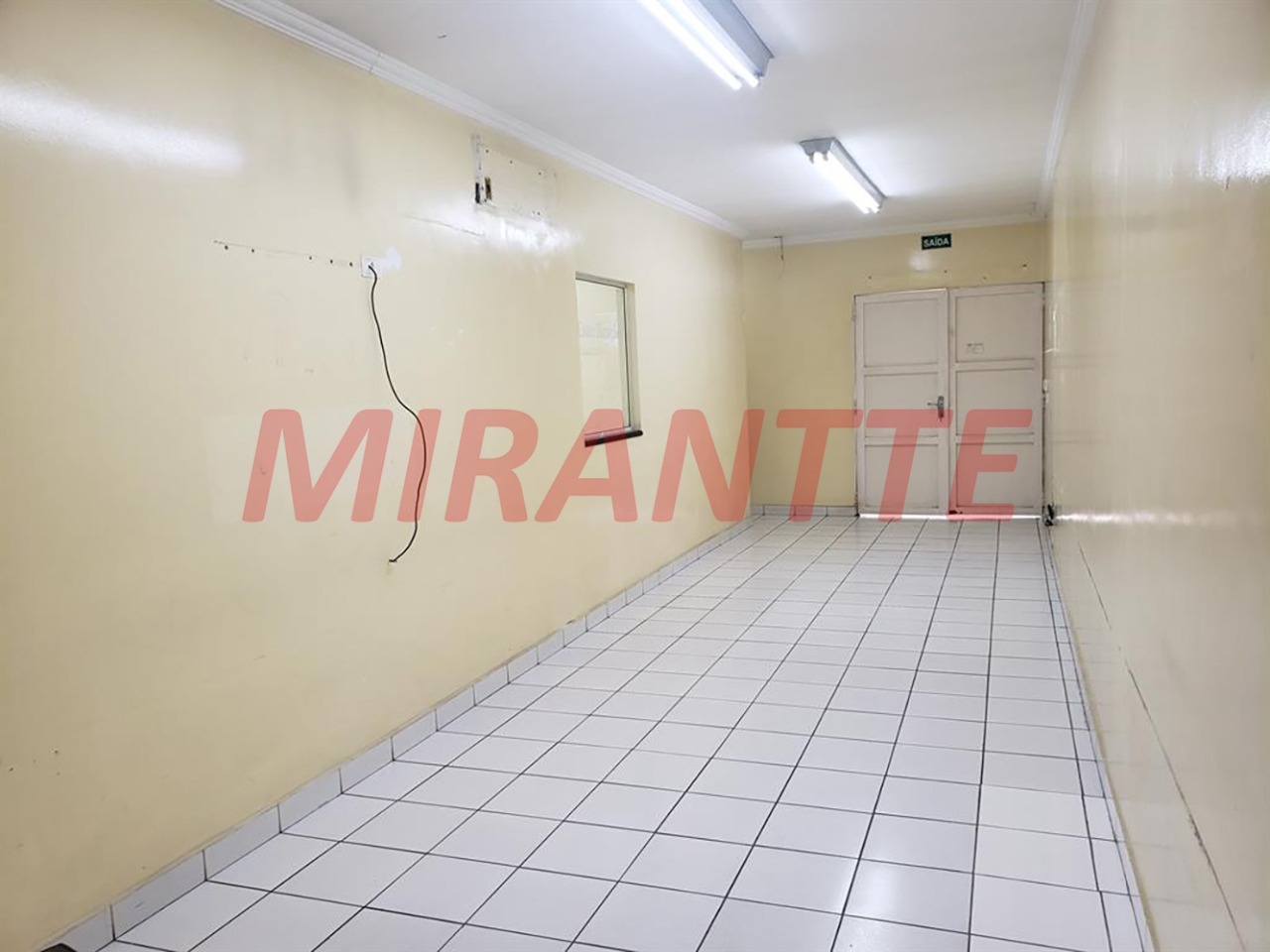 Comercial de 160m² em Jaçana