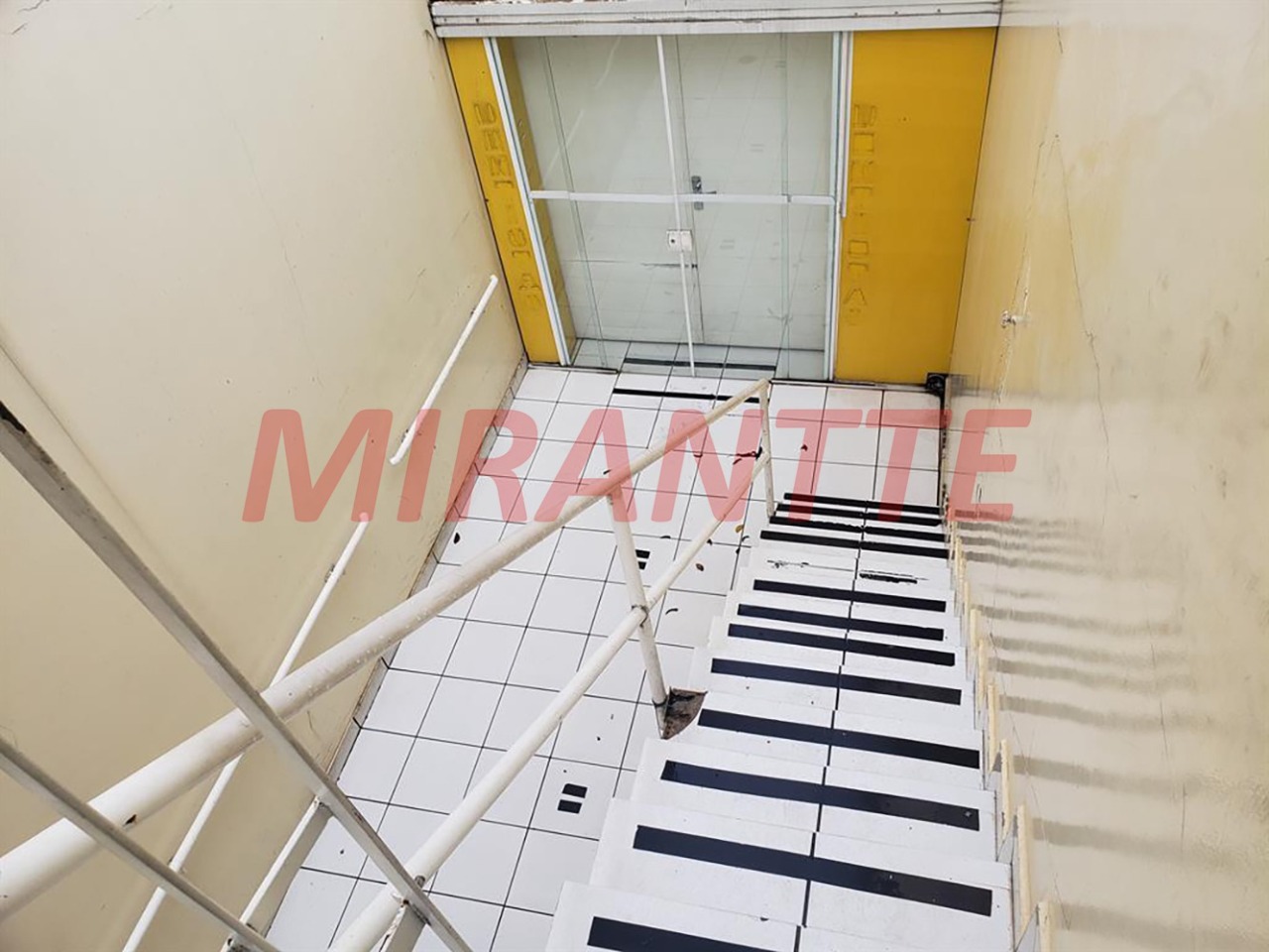 Comercial de 160m² em Jaçana