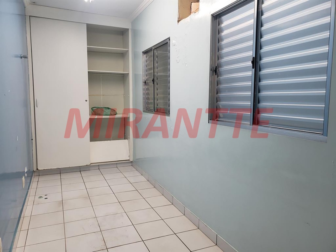 Comercial de 160m² em Jaçana