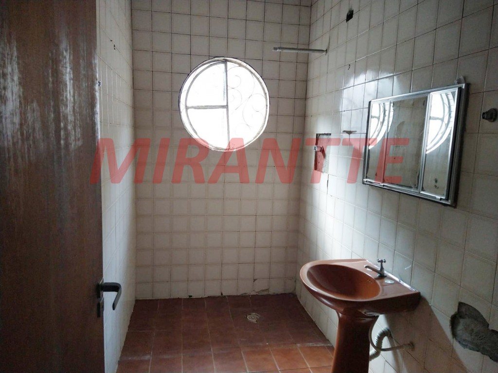 Casa terrea de 190m² com 4 quartos em Vila Mazzei