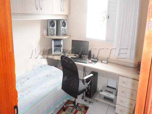 Sobrado de 131m² com 3 quartos em Vila Constança