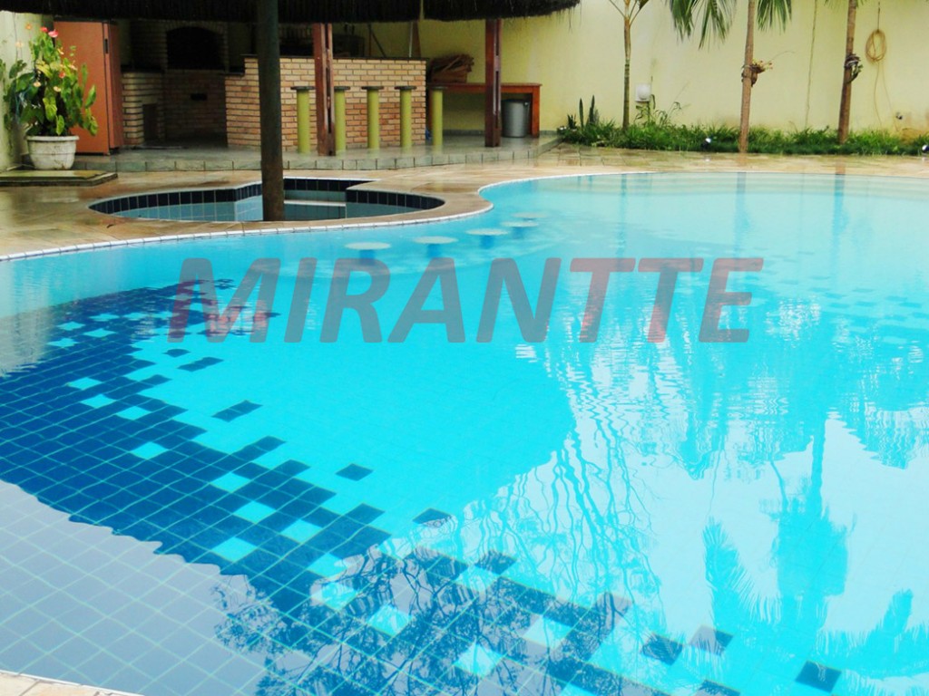 Sobrado de 885m² com 3 quartos em Horto Florestal