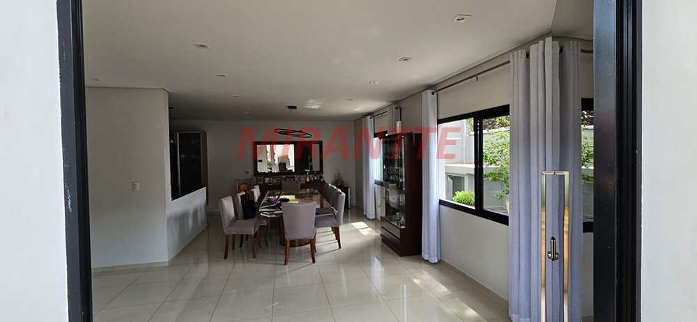 Cond. fechado de 315m² com 4 quartos em Palmas Do Tremembé