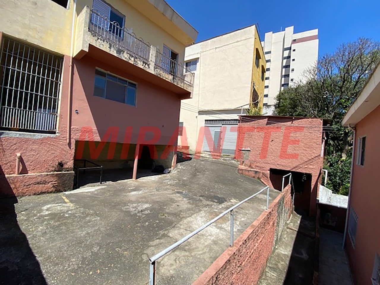 Sobrado de 719m² com 3 quartos em Imirim