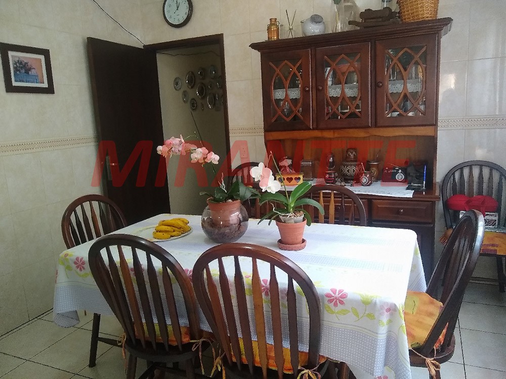 Sobrado de 144m² com 3 quartos em Mandaqui