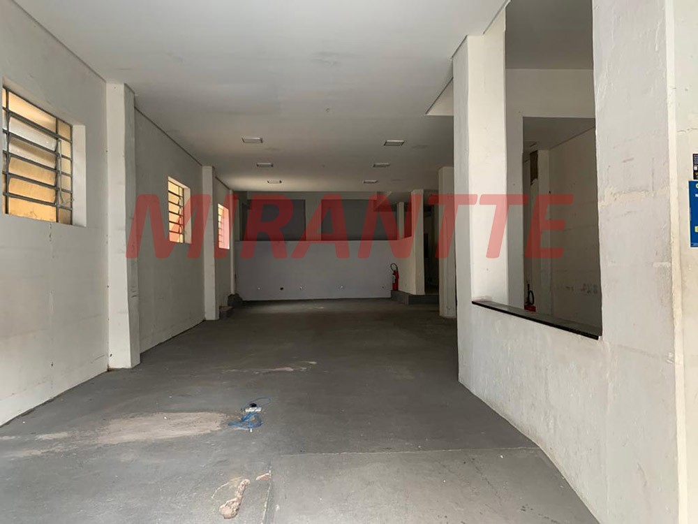 Comercial de 210m² em Santana