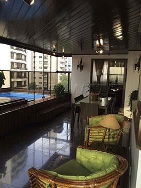 Apartamento de 270m² com 4 quartos em Santana