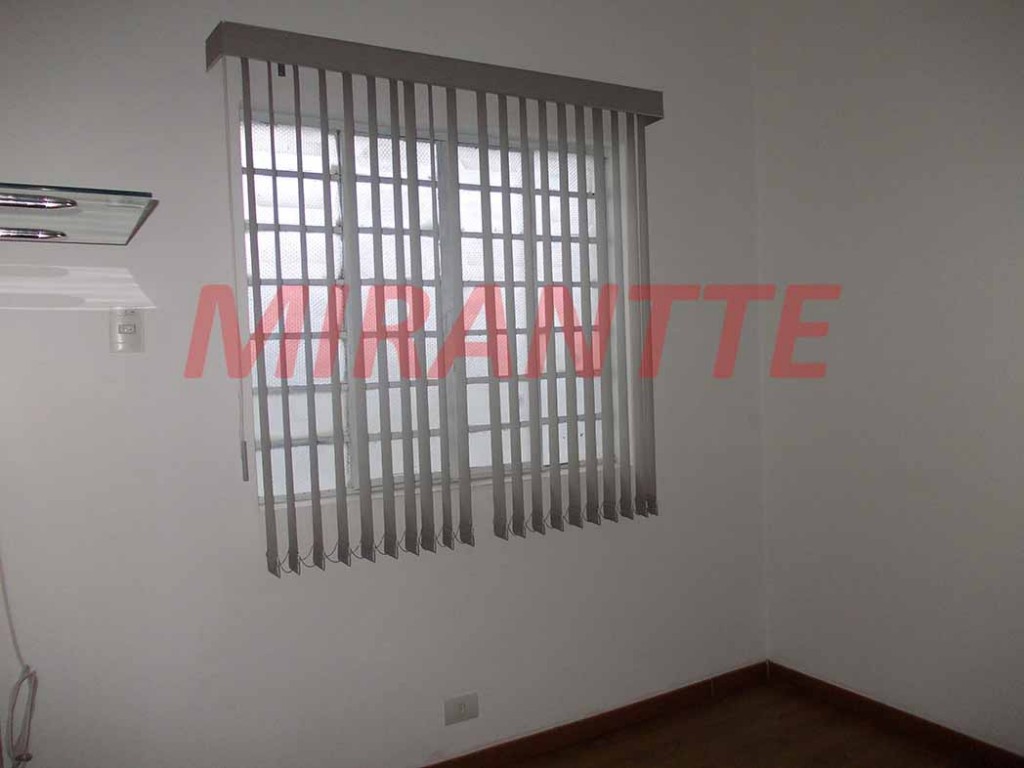 Comercial de 240m² em Santana