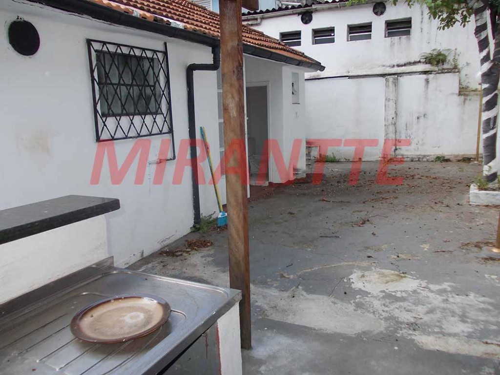 Comercial de 240m² em Santana