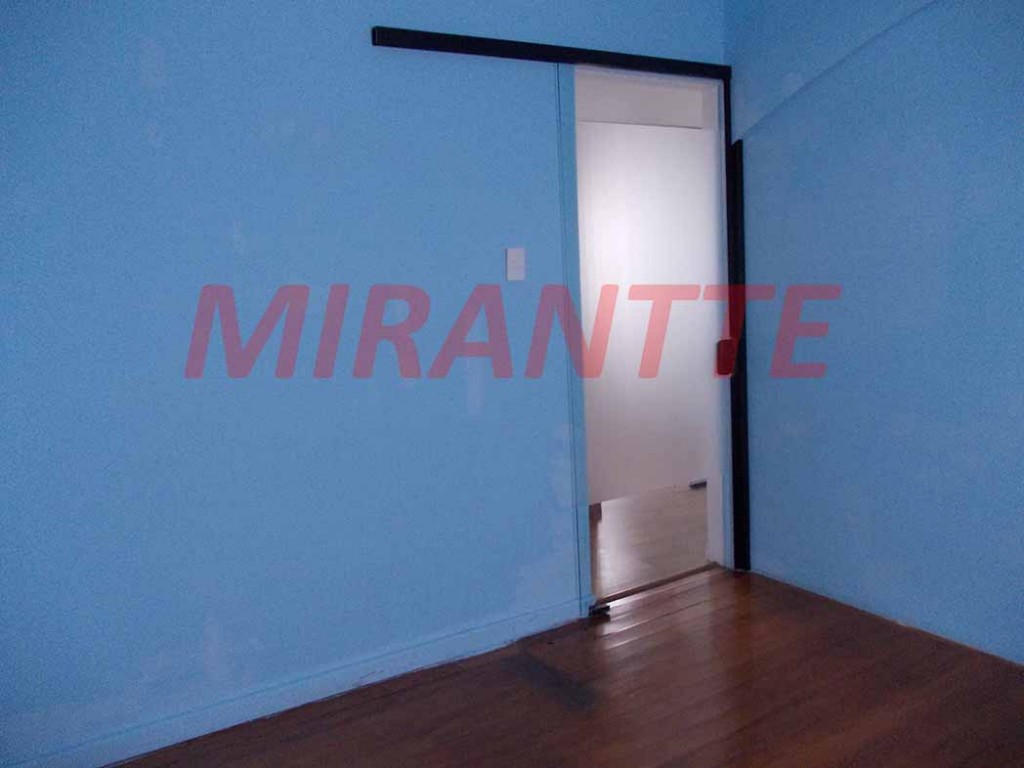 Comercial de 240m² em Santana