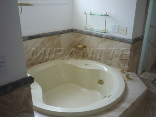 Sobrado de 1200m² com 5 quartos em Morumbi
