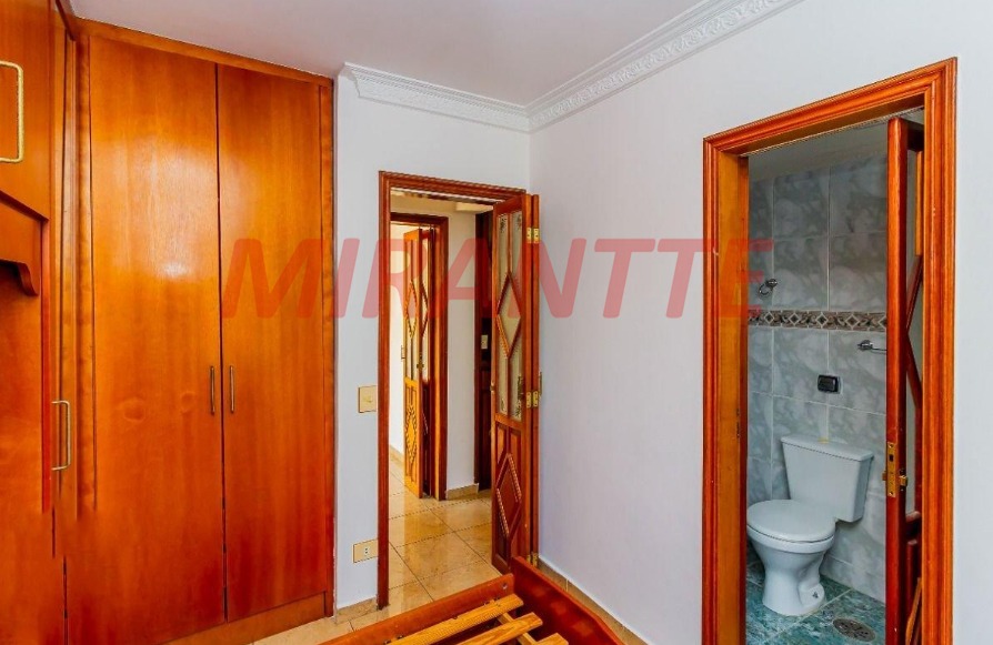 Apartamento de 70m² com 3 quartos em Chora Menino