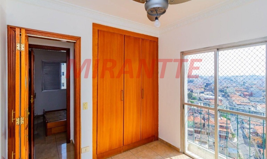 Apartamento de 70m² com 3 quartos em Chora Menino