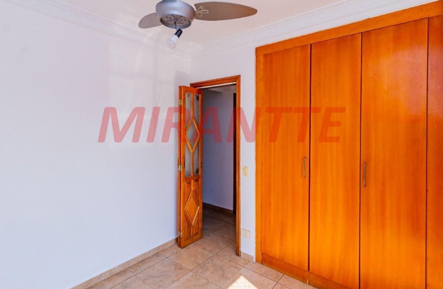 Apartamento de 70m² com 3 quartos em Chora Menino