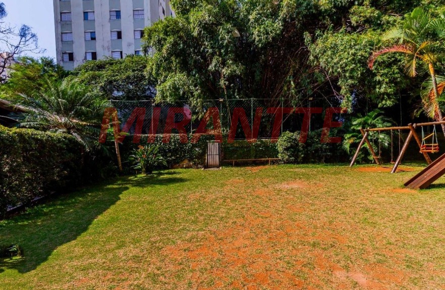 Apartamento de 70m² com 3 quartos em Chora Menino