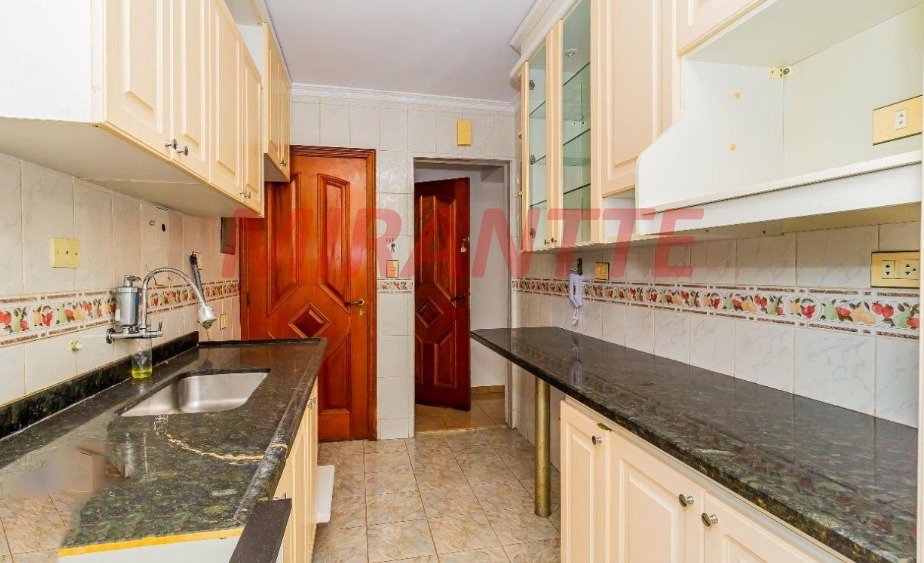 Apartamento de 70m² com 3 quartos em Chora Menino