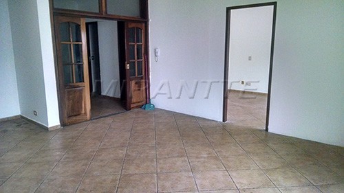 Comercial de 450m² em Santana