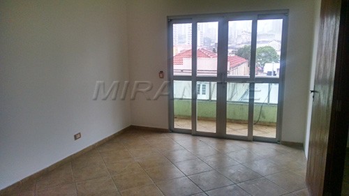 Comercial de 450m² em Santana