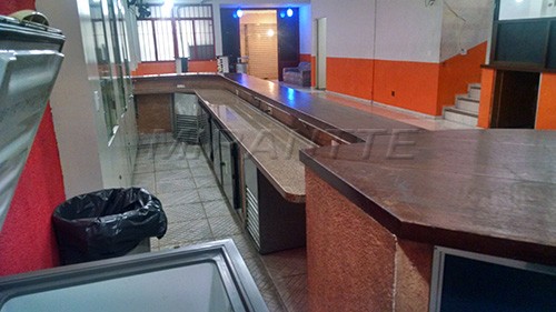 Comercial de 450m² em Santana