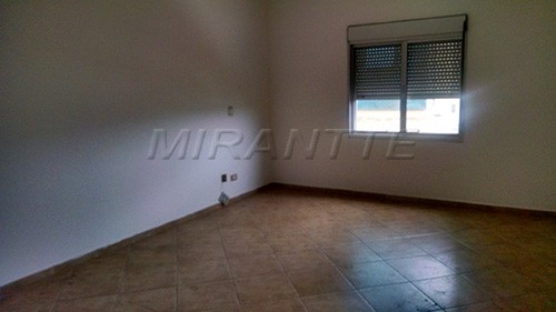 Comercial de 450m² em Santana