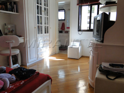 Apartamento de 208m² com 4 quartos em Santana