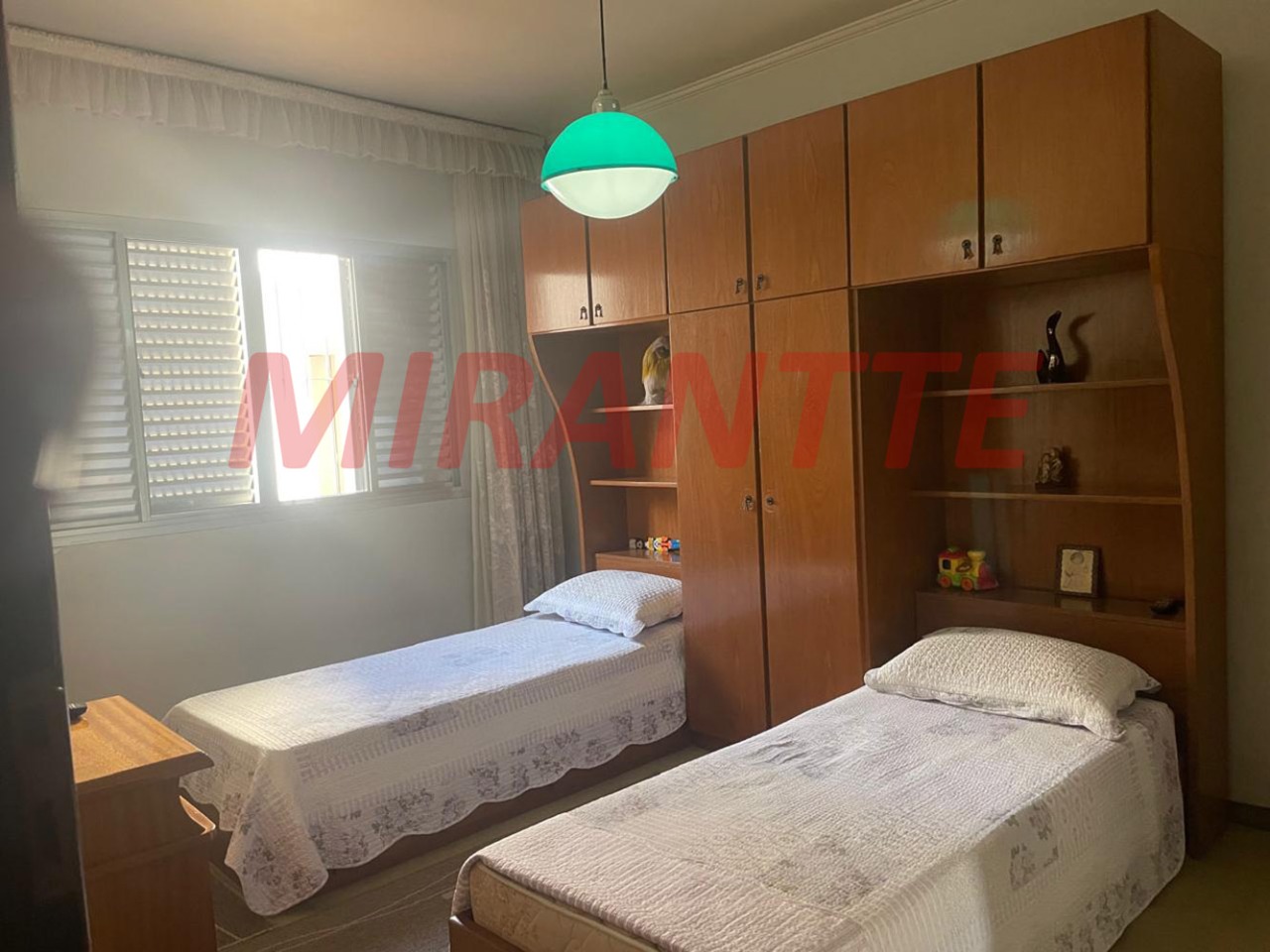 Casa terrea de 225m² com 3 quartos em Santana
