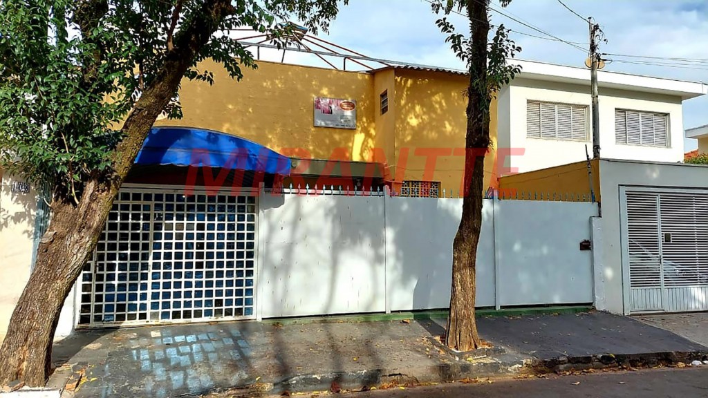 Comercial de 471m² em Casa Verde