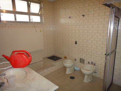 Sobrado de 420m² com 4 quartos em Vila Madalena