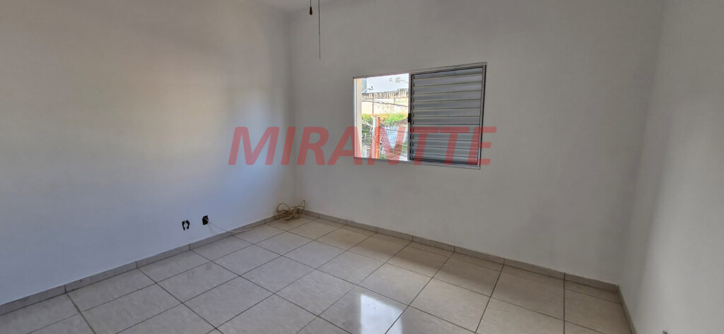 Sobrado de 299m² com 4 quartos em Vila Medeiros