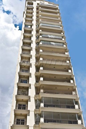 Apartamento de 210m² com 4 quartos em Higienópolis
