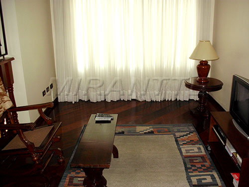 Sobrado de 540m² com 3 quartos em Jardim Virginia Bianca