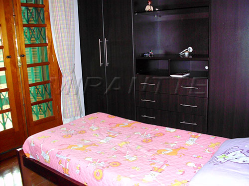 Sobrado de 540m² com 3 quartos em Jardim Virginia Bianca