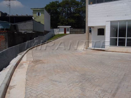 Galpao de 3600m² em Cidade Centenário