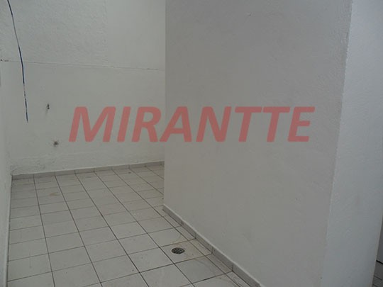 Comercial de 400m² em Luz