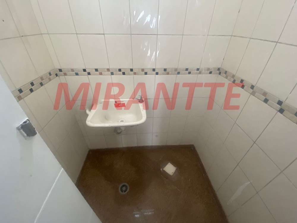 Comercial de 486m² em Santana