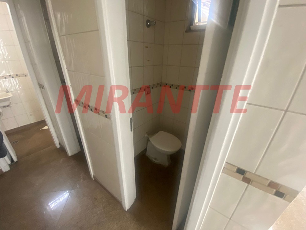 Comercial de 486m² em Santana