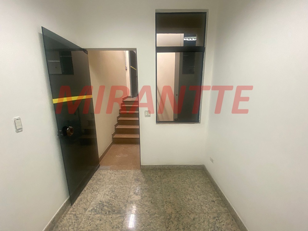Comercial de 486m² em Santana
