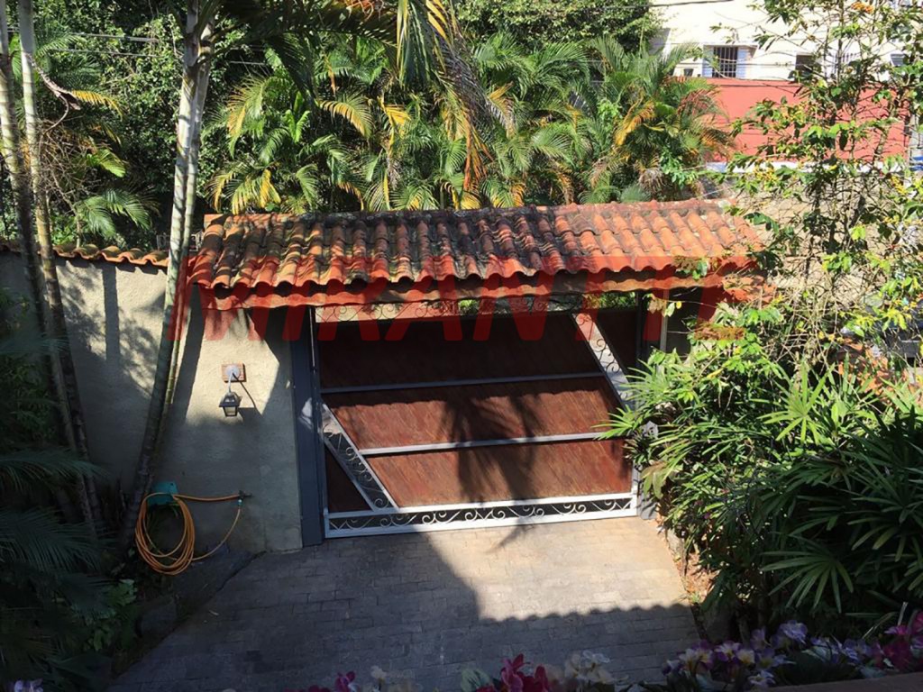 Sobrado de 260m² com 3 quartos em Tremembe