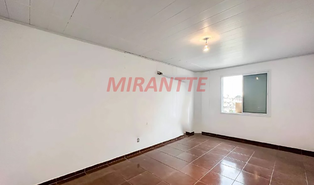 Comercial de 480m² em Imirim